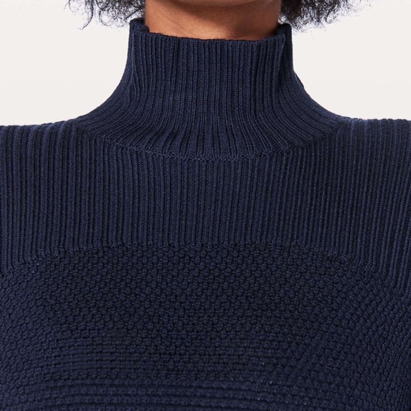 lululemon athletica warm and restore sweater - Picture 3 of 12